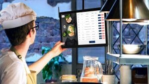Tampa restaurant reviewing catering pricing and large order costs
